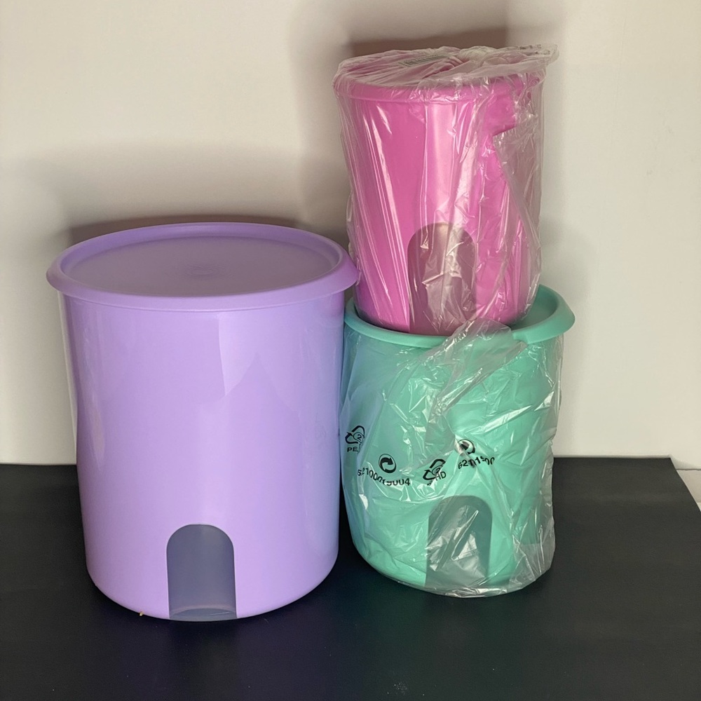 Tupperware One Touch Reminder Canister Set of 3, Pastels